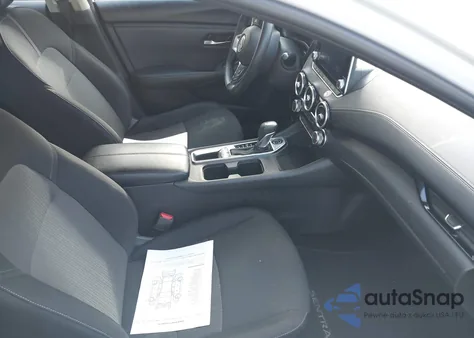 2024 Nissan Sentra Sv Xtronic Cvt z USA, uszkodzony, nr VIN 3N1AB8CV8RY350034